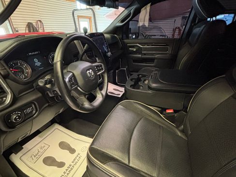 Used 2023 RAM 3500 Laramie AWD/4WD image 11