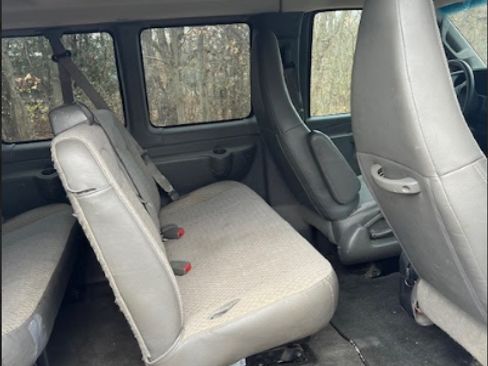 Used 2016 Chevrolet Express 3500 LT w/ LT Preferred Equipment Group image 10