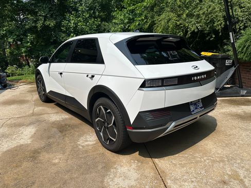 Used 2023 Hyundai Ioniq 5 SEL w/ Cargo Package image 9