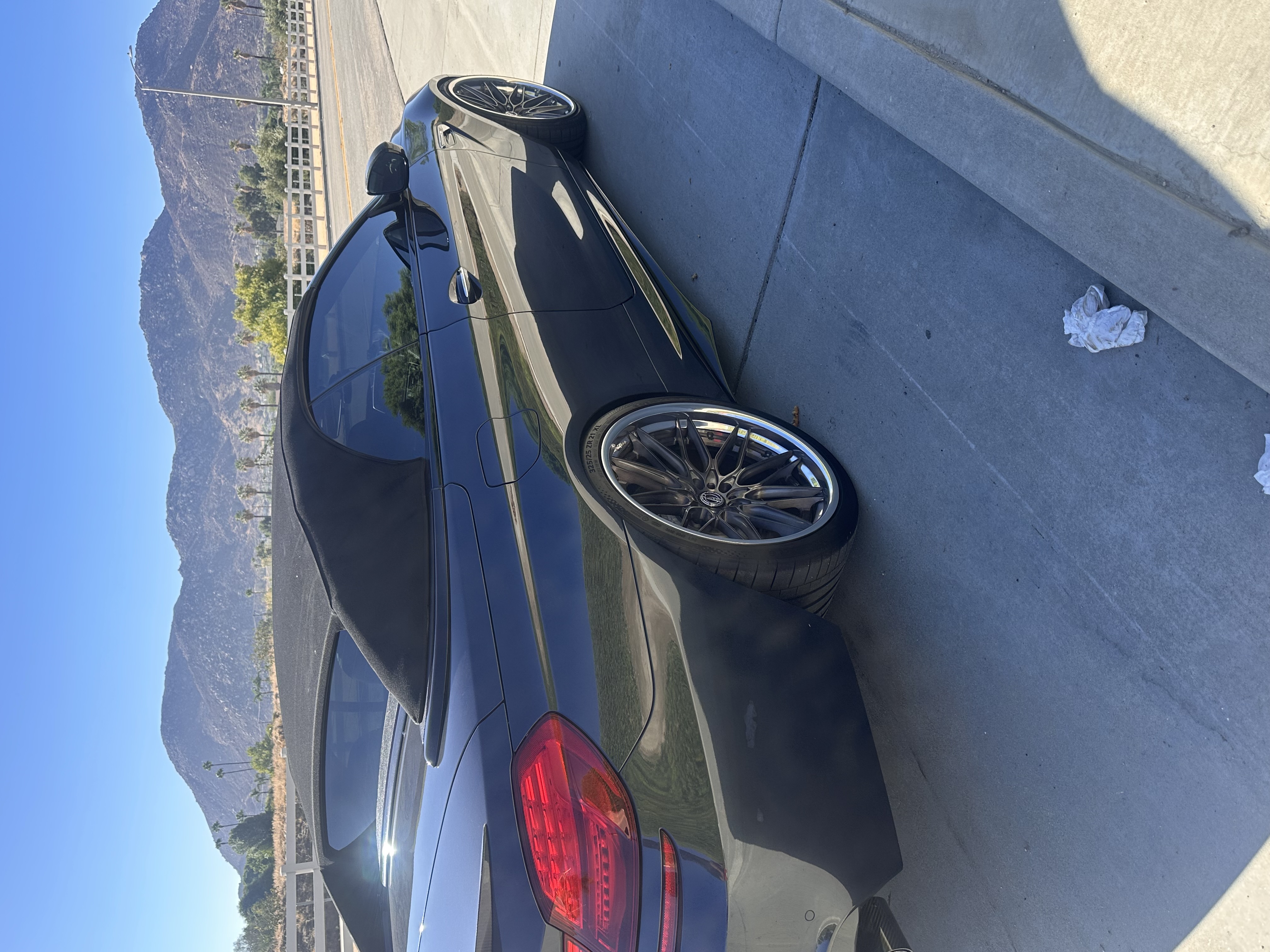 Used 2015 BMW M6 Convertible RWD image 2
