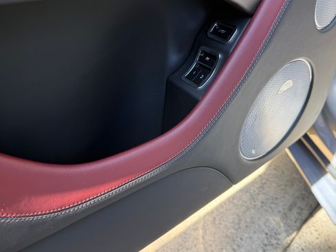 Used 2020 Bentley Bentayga Speed image 2