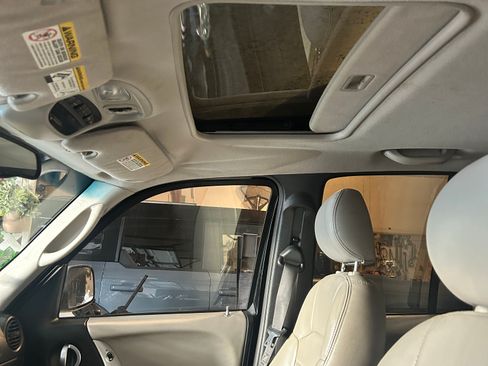 Used 2003 Jeep Liberty Renegade image 4