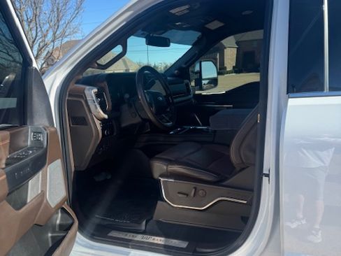 Used 2024 Ford F350 King Ranch w/ Chrome Package image 16