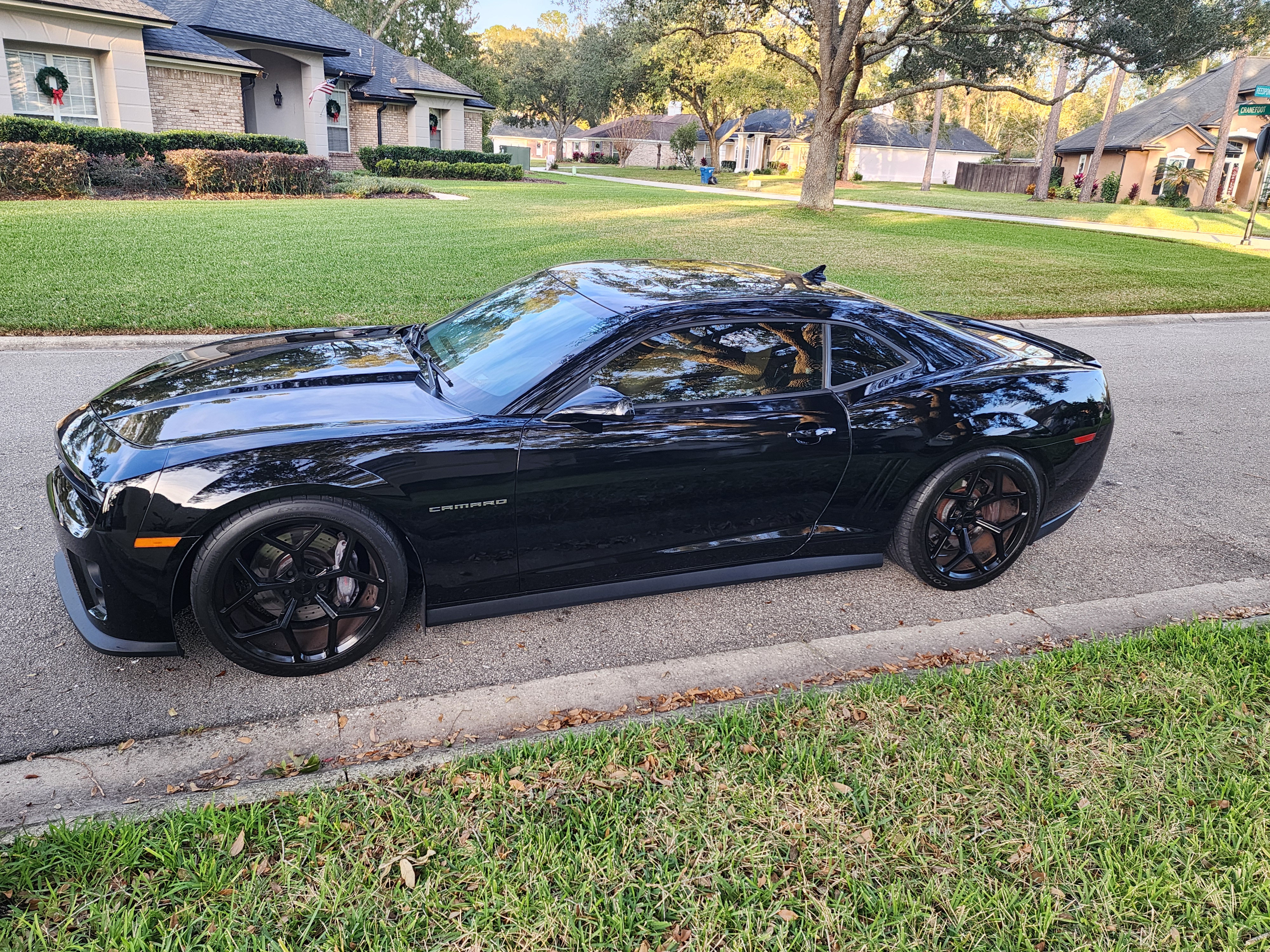 Used 2013 Chevrolet Camaro SS w/ RS Package RWD image 2