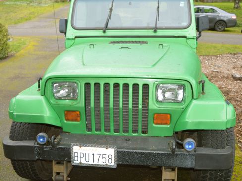 Used 1994 Jeep Wrangler Sahara image 10