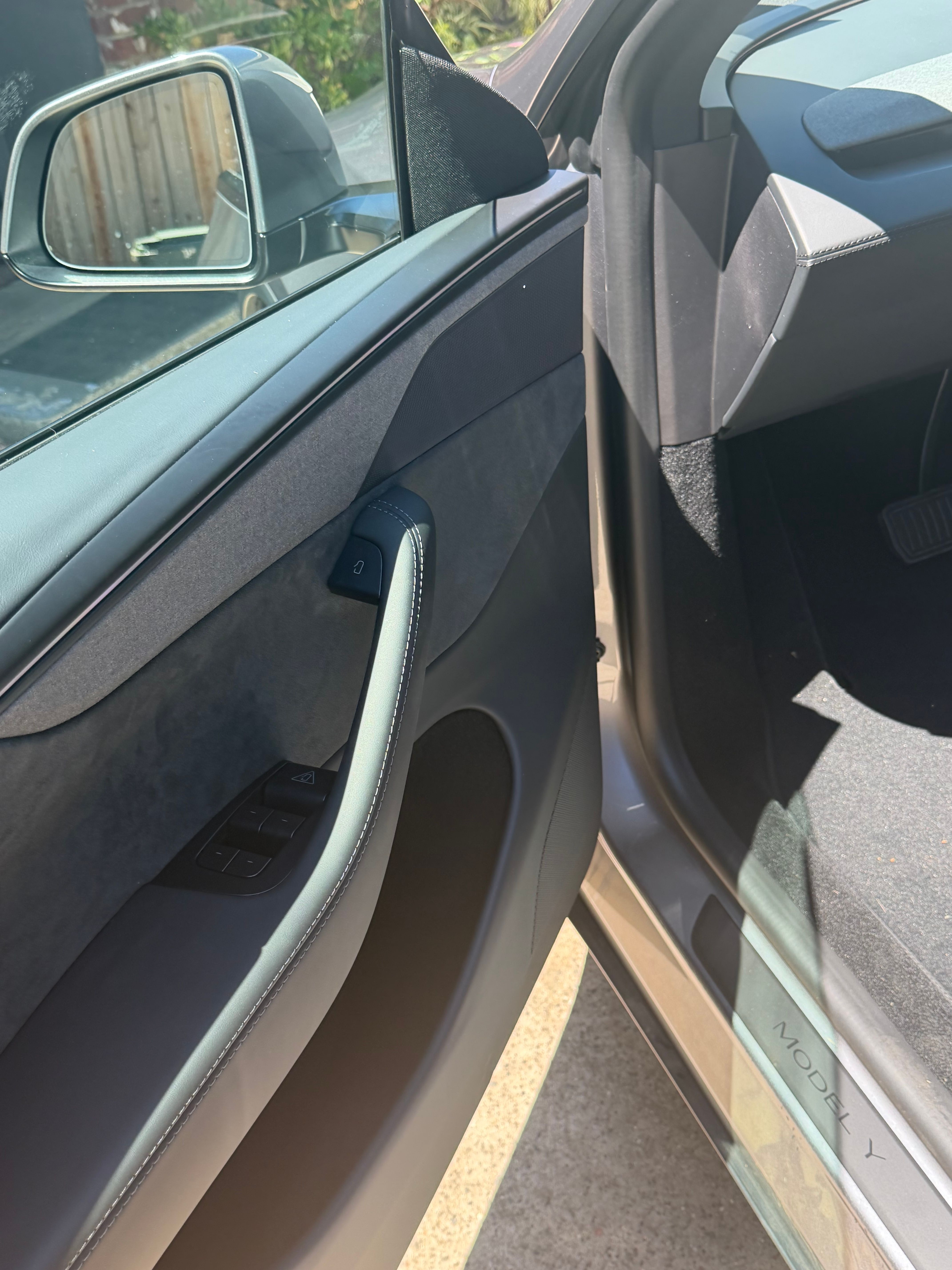 Used 2026 Tesla Model Y Long Range RWD image 5