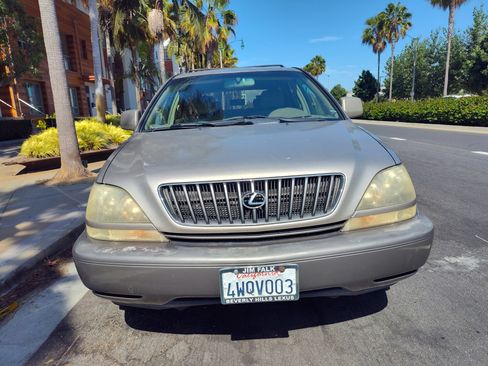 Used 1999 Lexus RX 300 4WD w/ Premium Pkg image 1