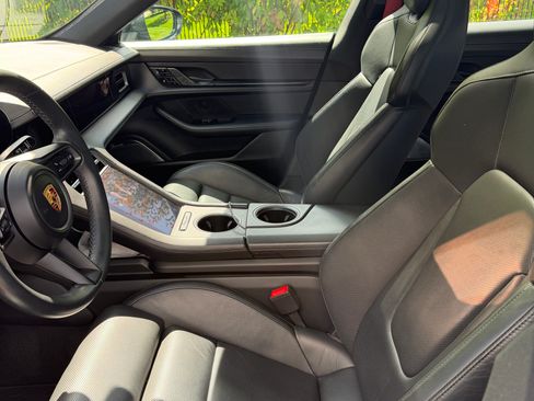 Used 2020 Porsche Taycan 4S AWD/4WD image 12