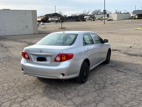 Used 2010 Toyota Corolla LE image 6