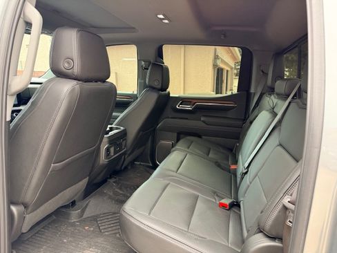 Used 2023 GMC Sierra 1500 Denali image 5