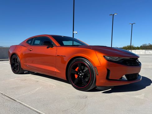 Used 2022 Chevrolet Camaro LT w/ RS Package image 12