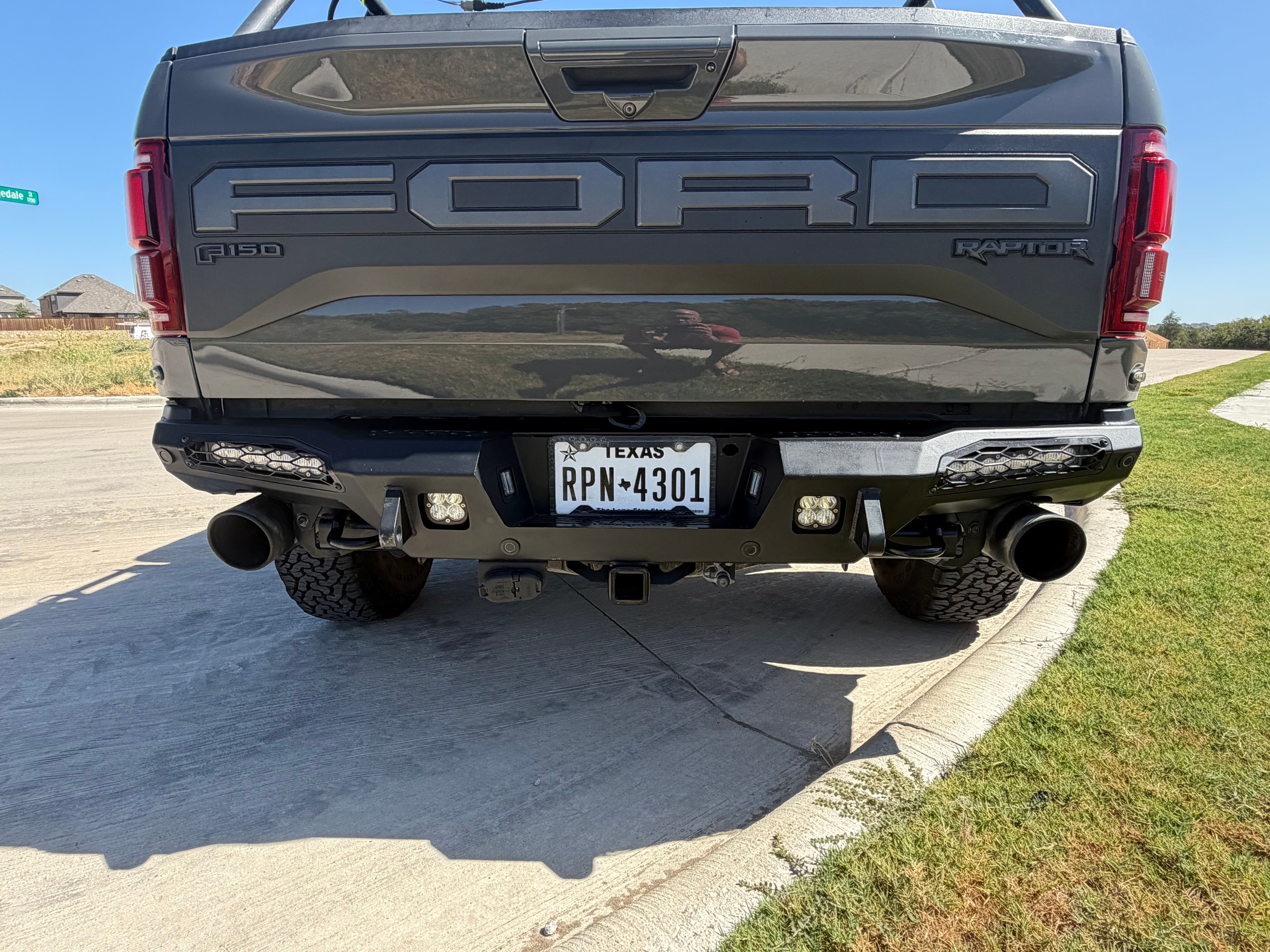 Used 2020 Ford F150 Raptor w/ Equipment Group 802A Luxury AWD/4WD image 18