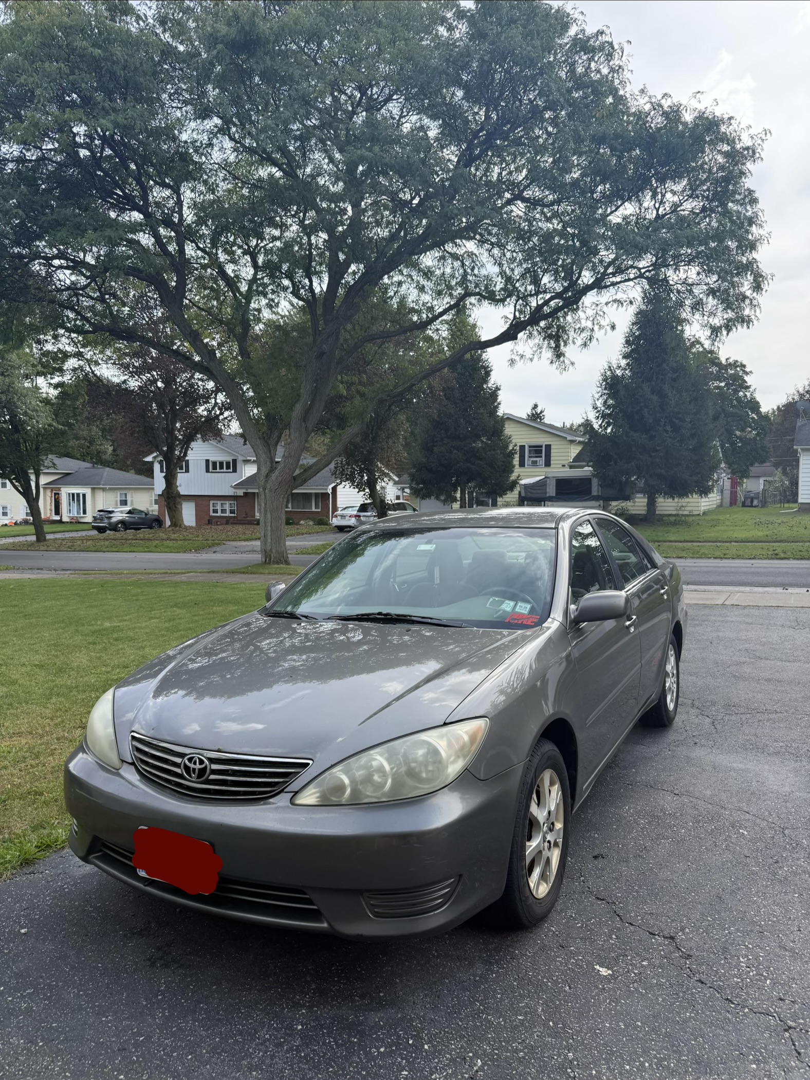 Used 2006 Toyota Camry LE FWD image 1