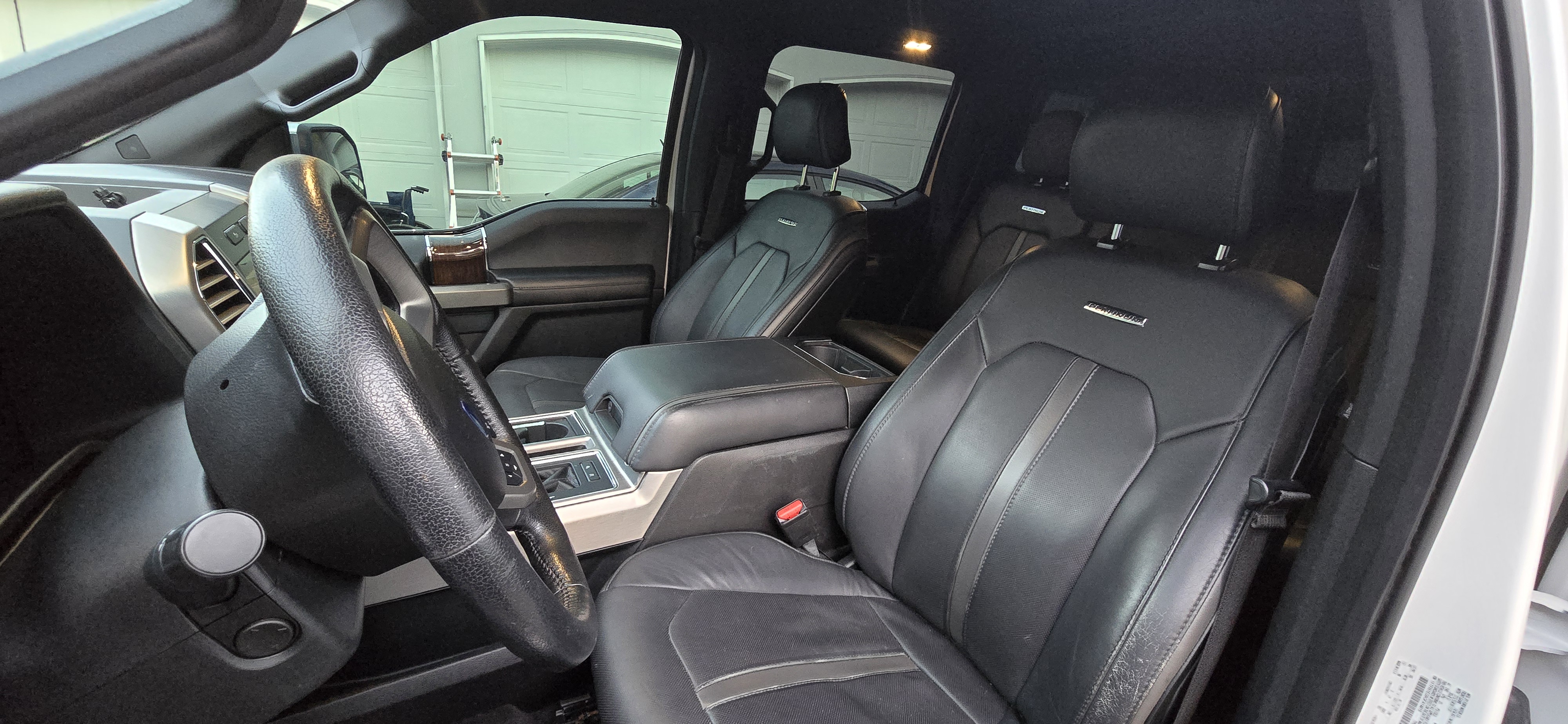 Used 2016 Ford F150 Platinum w/ Equipment Group 701A Luxury AWD/4WD image 10