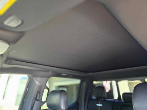 Used 2022 Ford F150 Platinum w/ Trailer Tow Package image 5