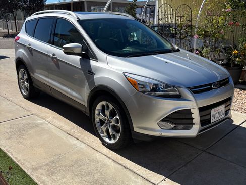 Used 2016 Ford Escape Titanium w/ Equipment Group 301A image 1
