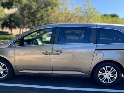 Used 2011 Honda Odyssey EX-L