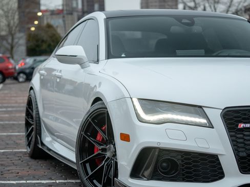 Used 2015 Audi RS 7 Prestige w/ Dynamic Package image 8