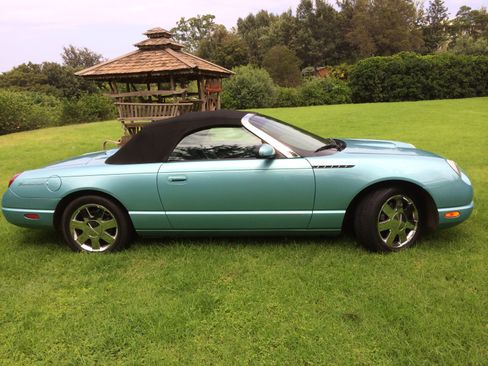 Used 2002 Ford Thunderbird RWD image 8