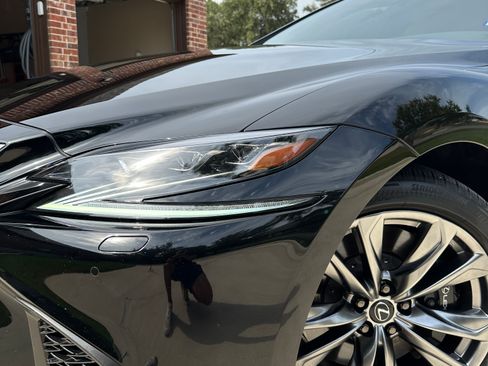 Used 2018 Lexus LS 500 F Sport AWD/4WD image 10