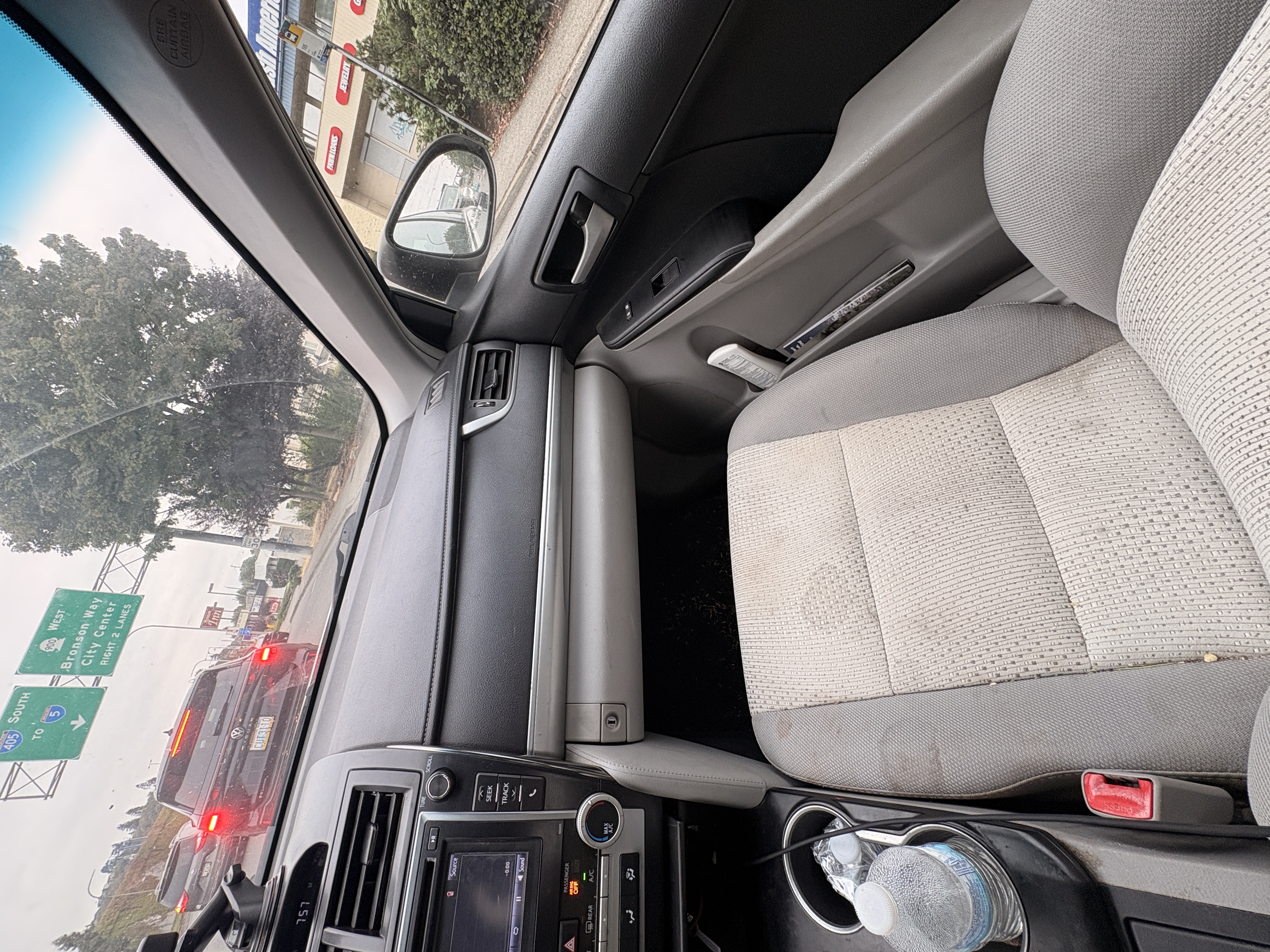 Used 2014 Toyota Camry LE FWD image 4