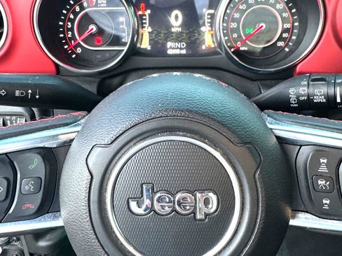 Used 2020 Jeep Wrangler Unlimited Rubicon image 11