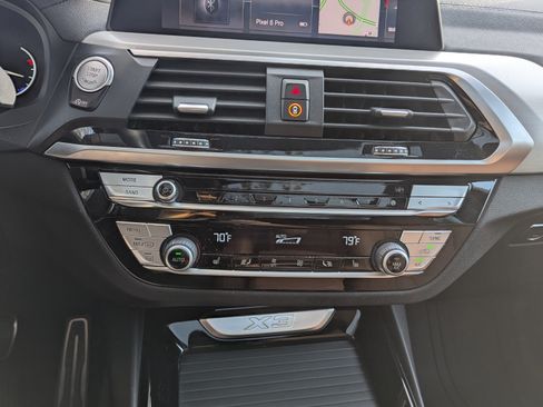 Used 2021 BMW X3 xDrive30i w/ M Sport Package image 11