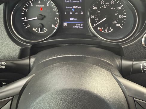 Used 2018 Nissan Rogue SL w/ Premium Package AWD/4WD image 21