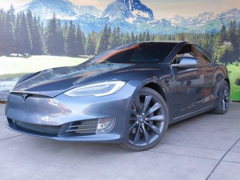 Used 2017 Tesla Model S 75 RWD image 9