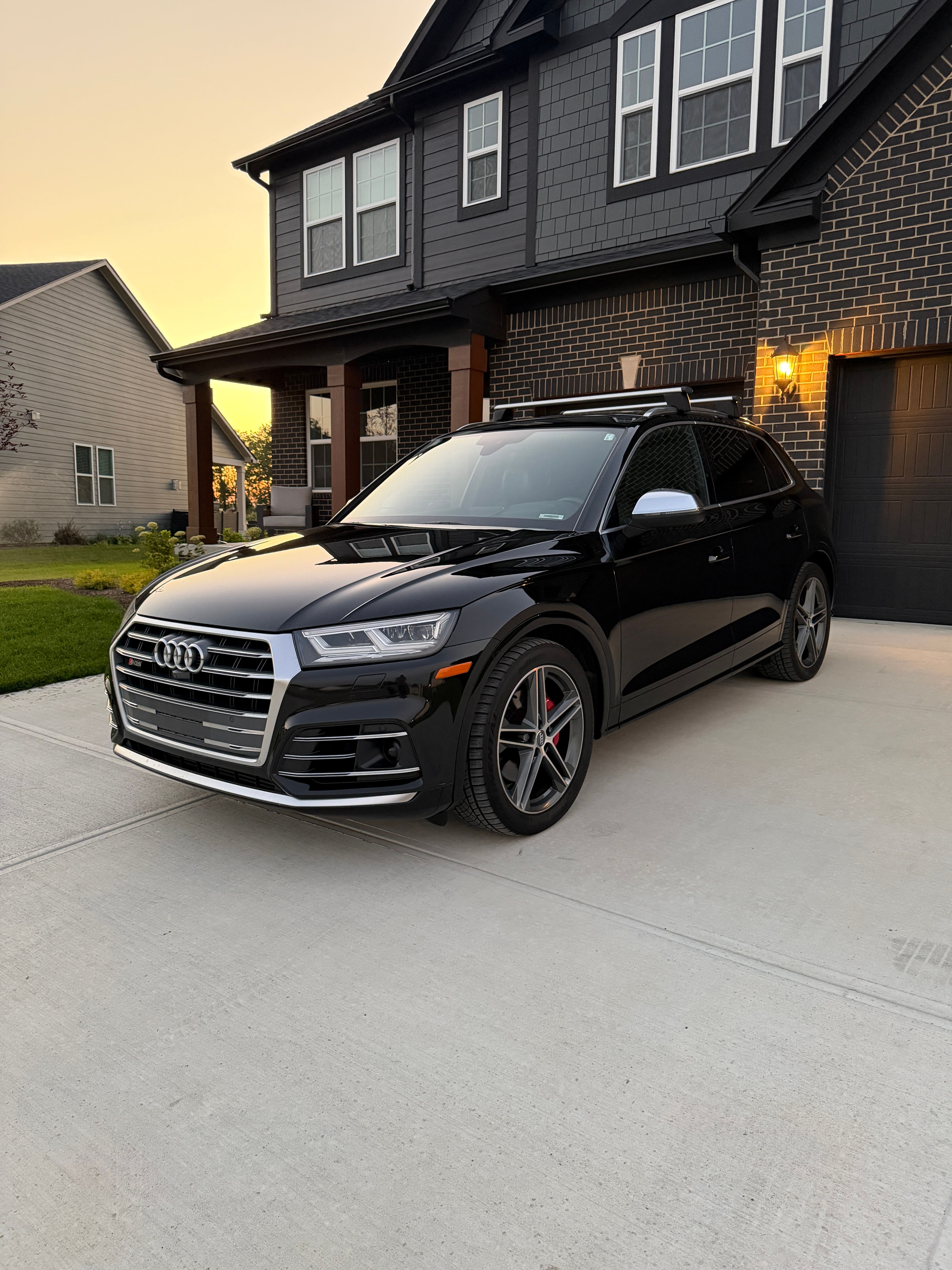 Used 2019 Audi SQ5 Prestige w/ Prestige Package AWD/4WD image 1