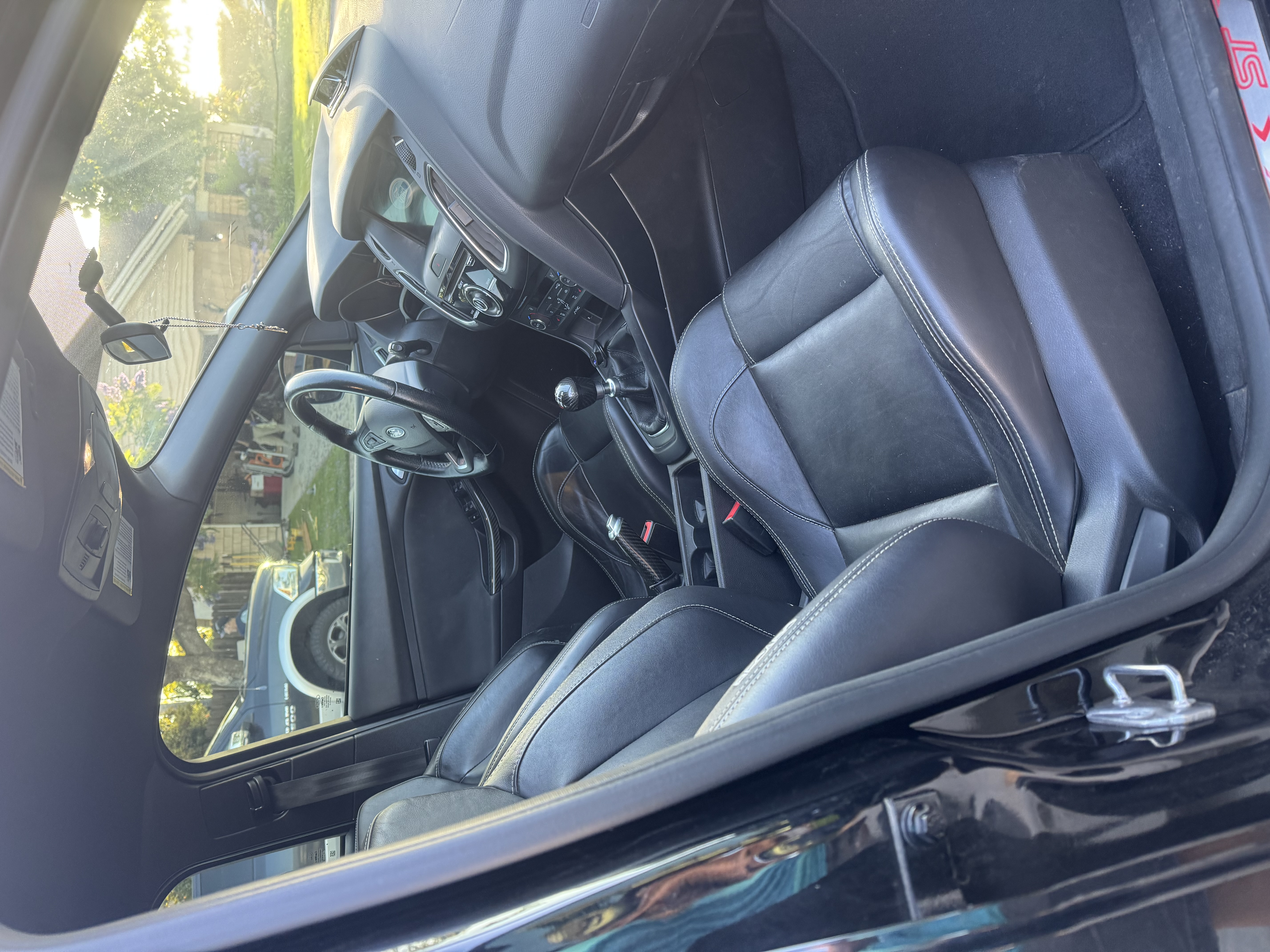 Used 2016 Ford Focus ST w/ Equipment Group 402A FWD image 8