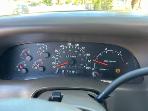 Used 2000 Ford F250 4x4 Crew Cab Super Duty image 16