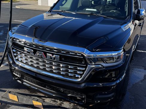 Used 2025 RAM 1500 Limited image 1