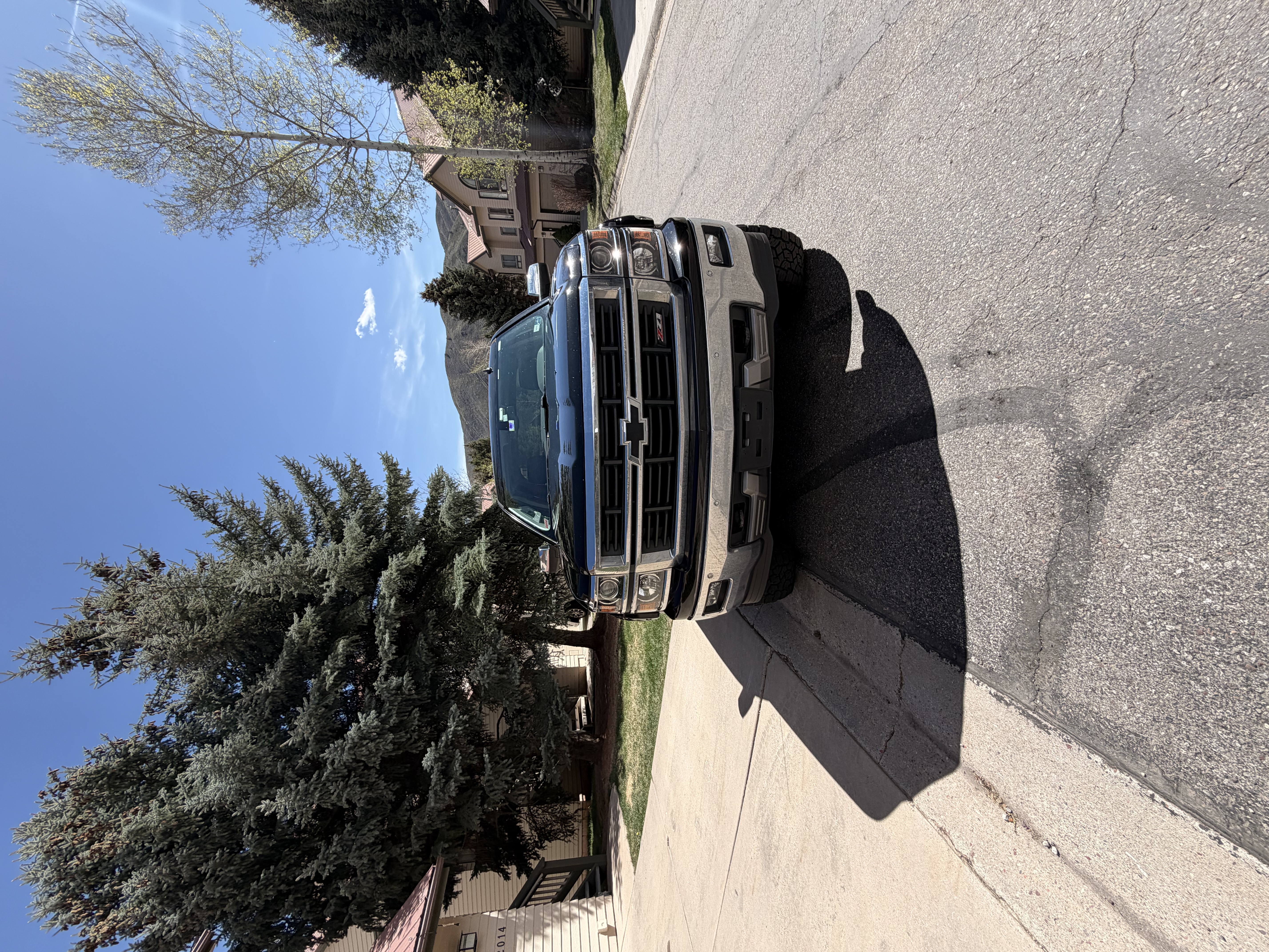 Used 2014 Chevrolet Silverado 1500 LTZ Z71 w/ LTZ Plus Package AWD/4WD image 17