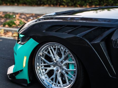 Used 2024 Ford Mustang Dark Horse image 5