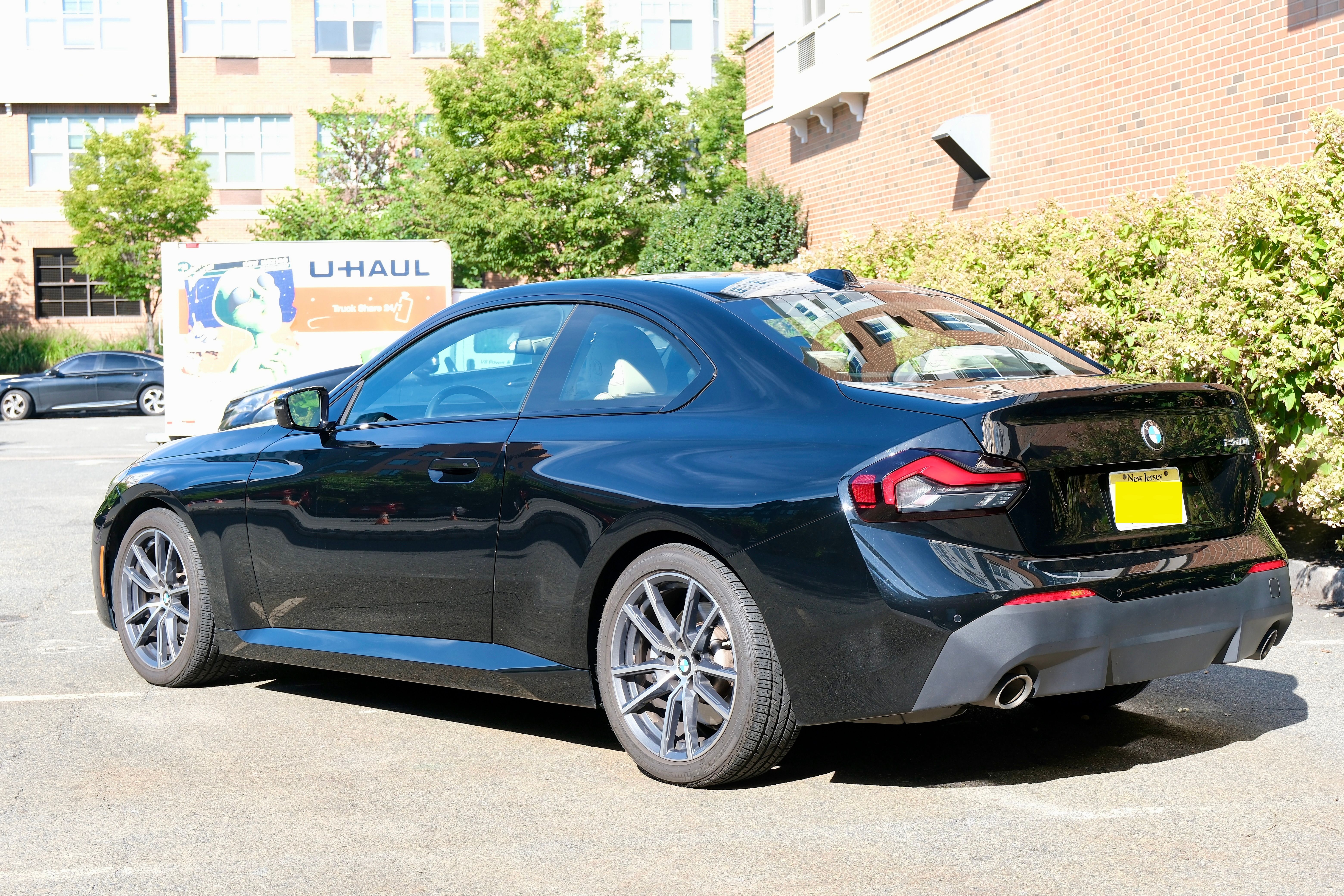 Used 2023 BMW 230i Coupe w/ Premium Package RWD image 2