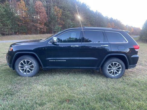 Used 2015 Jeep Grand Cherokee Limited w/ Trailer Tow Group IV image 4