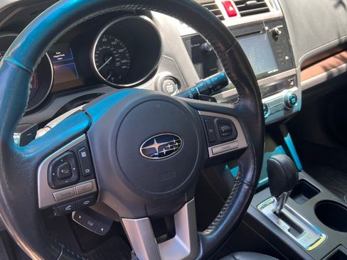 Used 2015 Subaru Outback 2.5i Limited AWD/4WD image 13