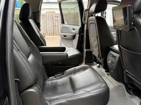 Used 2013 GMC Yukon XL 2500 SLT AWD/4WD image 12
