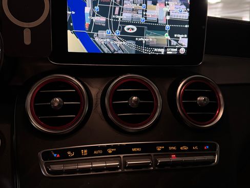 Used 2018 Mercedes-Benz GLC 43 AMG 4MATIC image 8