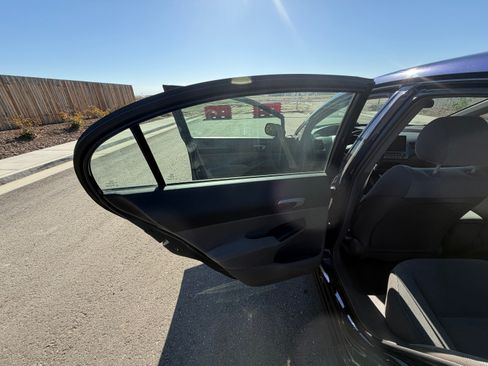 Used 2010 Honda Civic LX image 19