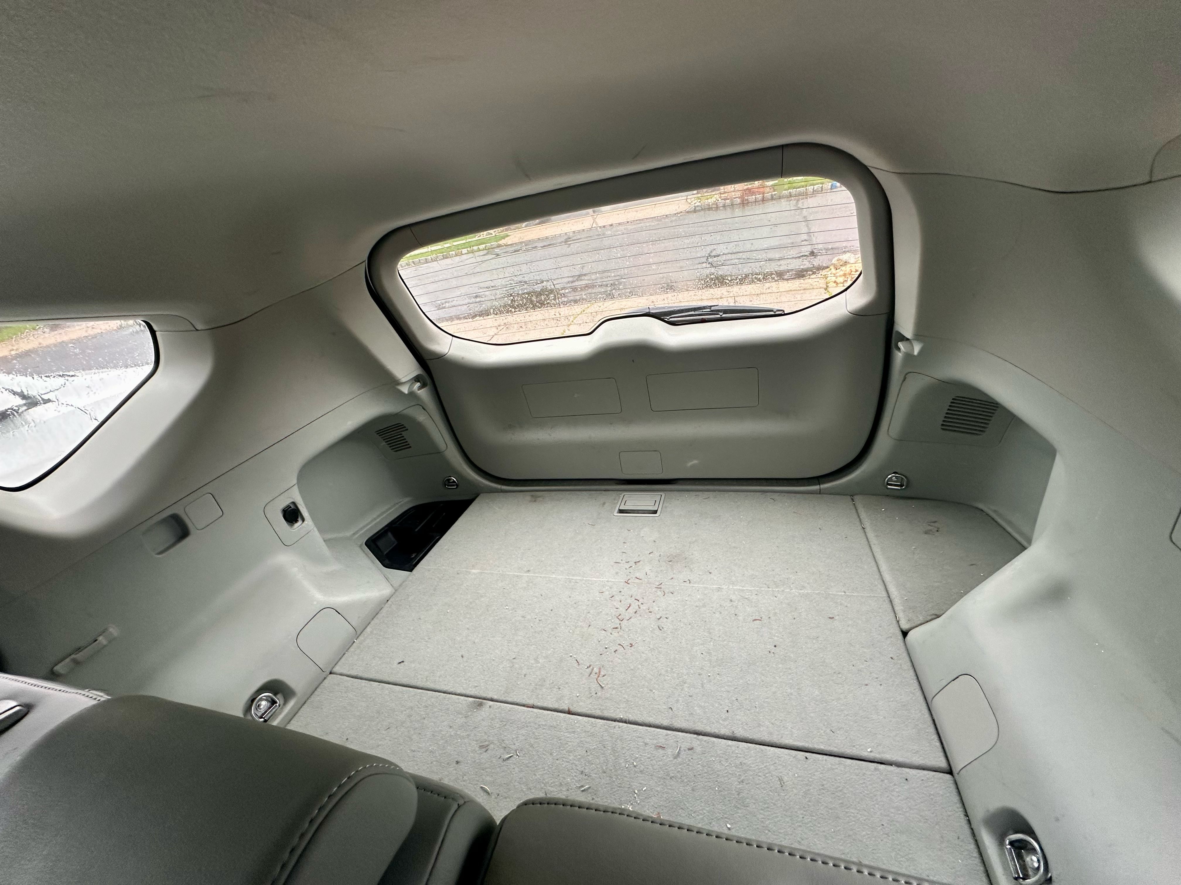 Used 2012 Toyota Prius V Five FWD image 9