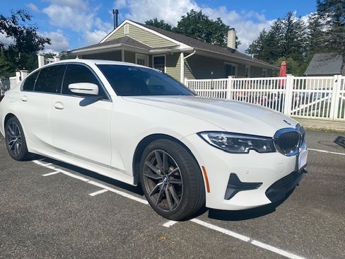Used 2019 BMW 330i xDrive Sedan w/ Convenience Package AWD/4WD image 1