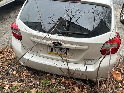 Used 2013 Subaru Impreza 2.0i Sport Limited image 1