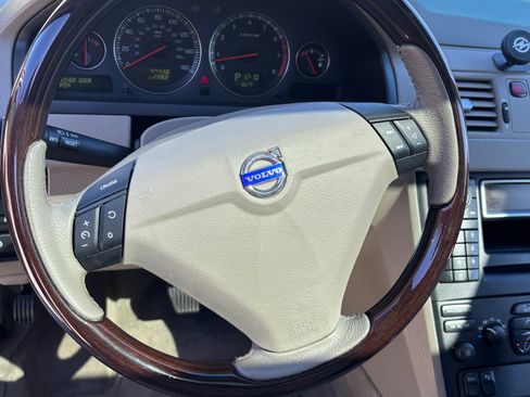 Used 2004 Volvo XC90 T6 image 13