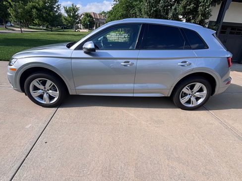Used 2018 Audi Q5 2.0T Premium AWD/4WD image 8