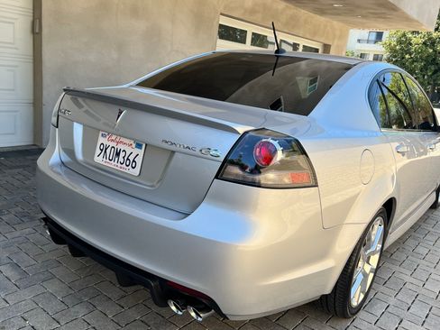 Used 2009 Pontiac G8 GXP image 10