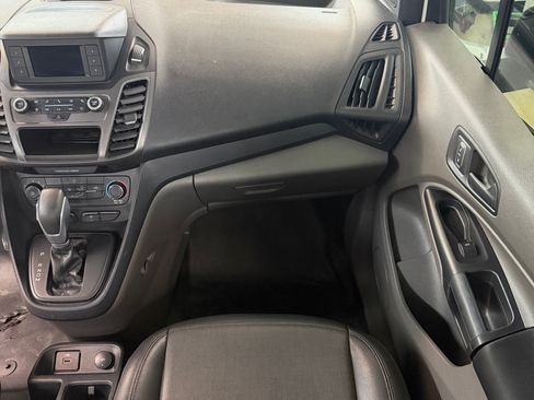 Used 2022 Ford Transit Connect XL FWD image 11