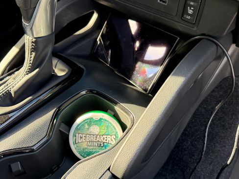 Used 2003 GMC Yukon XL Denali image 12