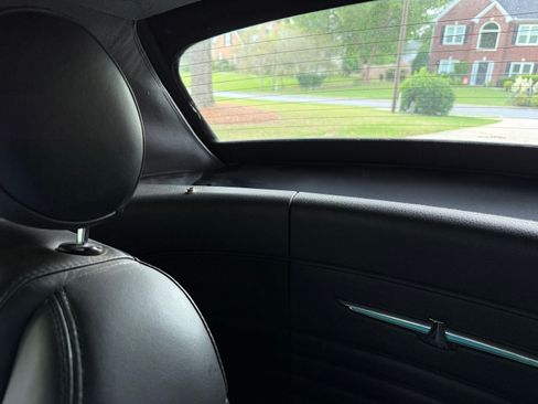 Used 2002 Ford Thunderbird RWD image 4